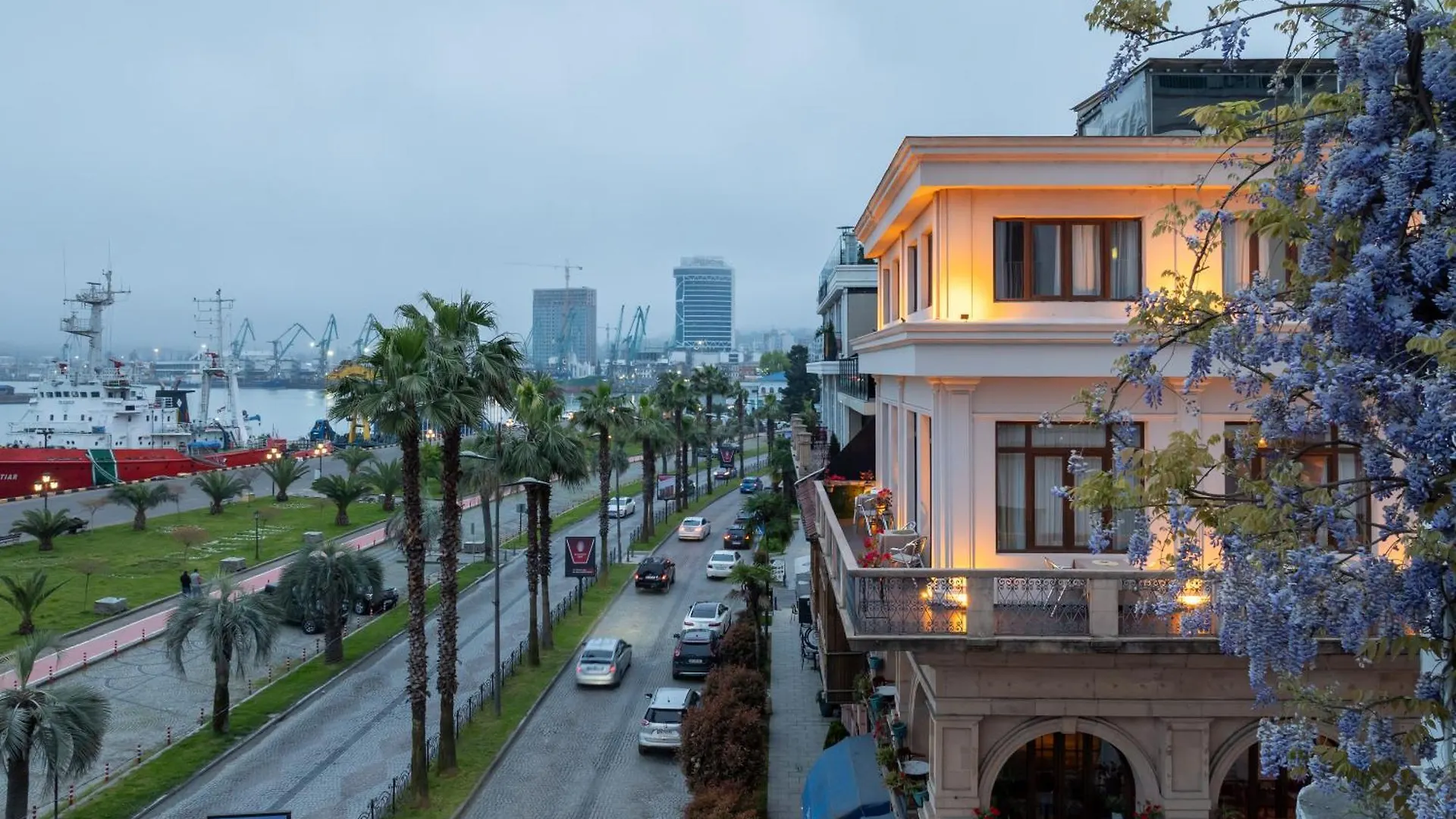 Acord Hotel & Balcony Batumi